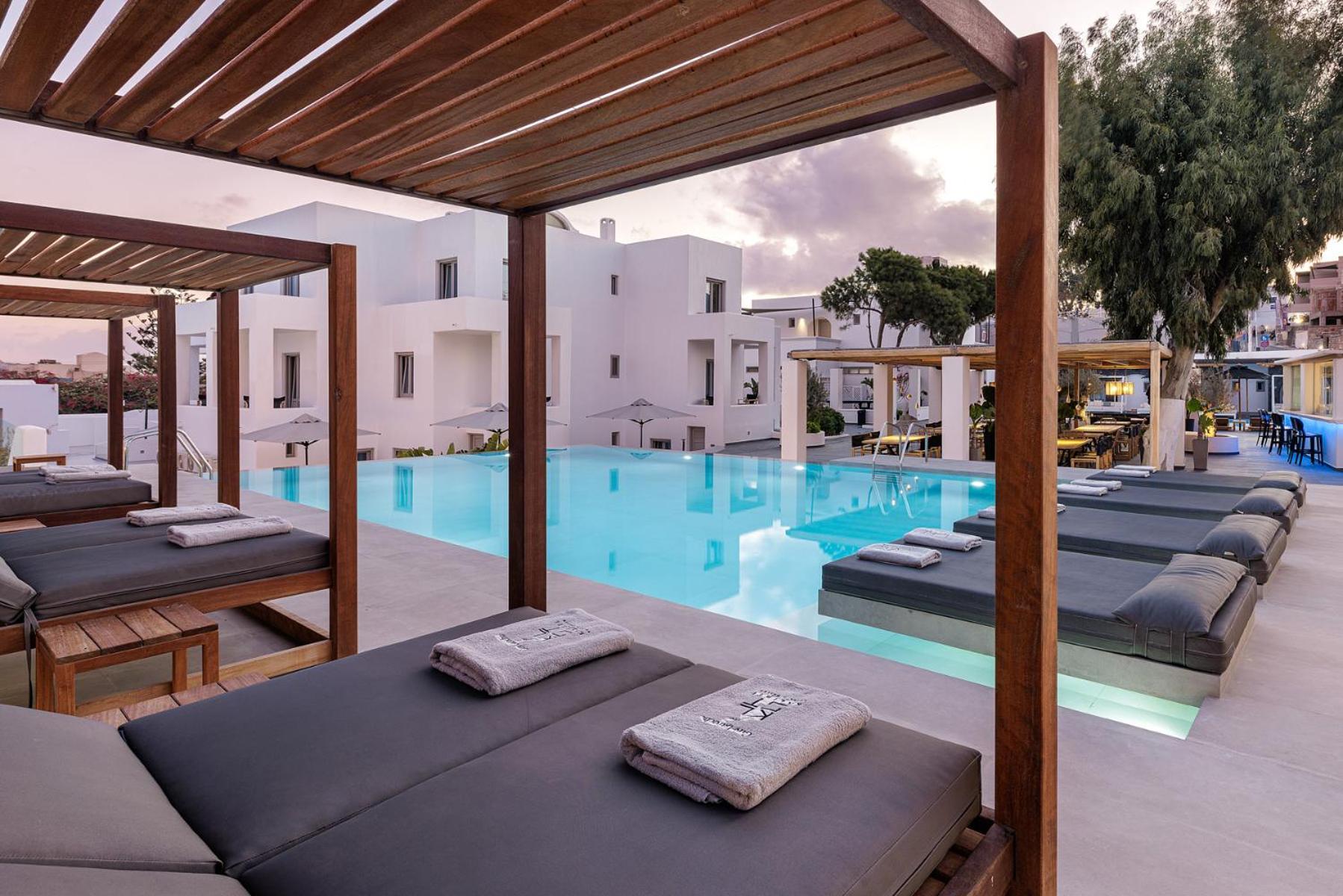 Kalisti Hotel & Suites Fira  Zewnętrze zdjęcie