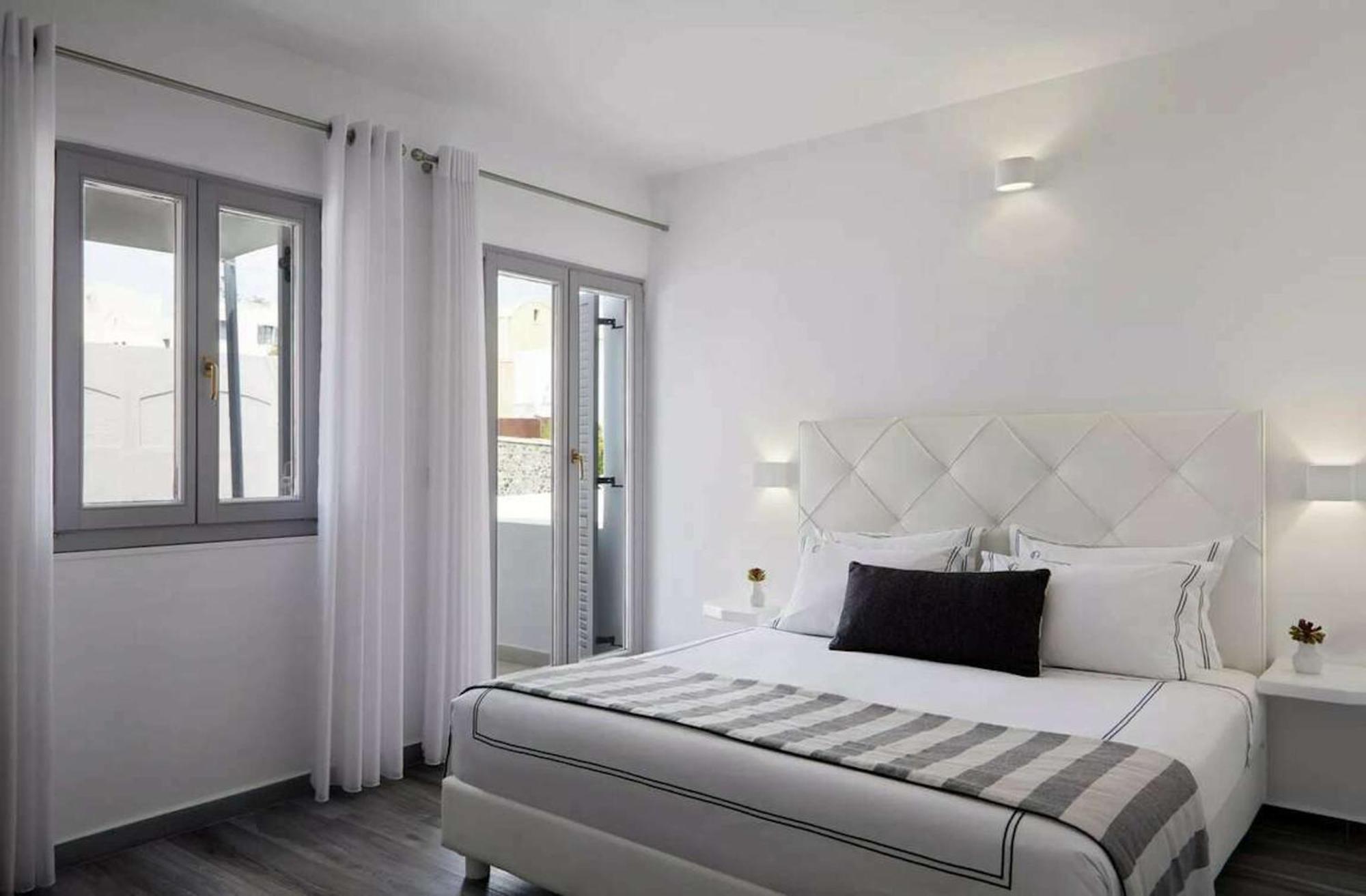 Kalisti Hotel & Suites Fira  Zewnętrze zdjęcie